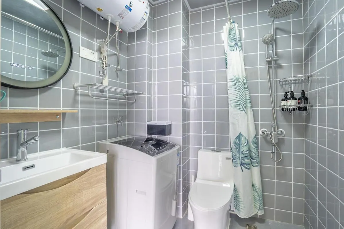 Zhengzhou Zhengdong New District-Convention And Exhibition Center- Locals Apartment 00164350 0*,  China